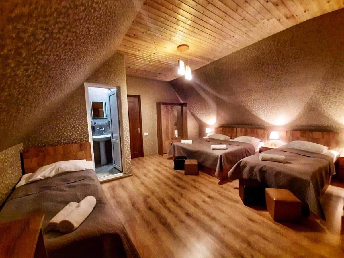 Kazbegi Inn ภายนอก รูปภาพ