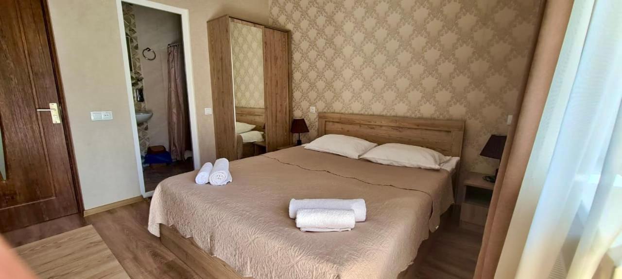 Kazbegi Inn ภายนอก รูปภาพ
