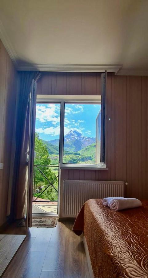 Kazbegi Inn ภายนอก รูปภาพ